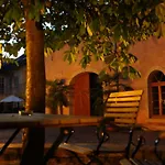 Weingut & Gaestehaus Giwergreif בית הארחה
