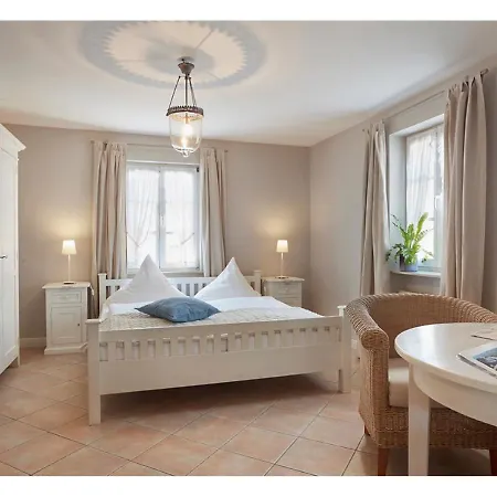 Weingut & Gaestehaus Giwergreif 3* Wasserliesch