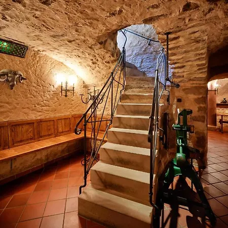 Weingut & Gaestehaus Giwergreif 招待所 Wasserliesch