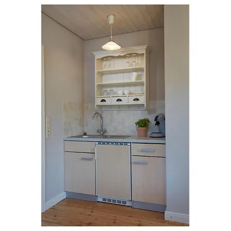 Weingut & Gaestehaus Giwergreif Pensión 3*