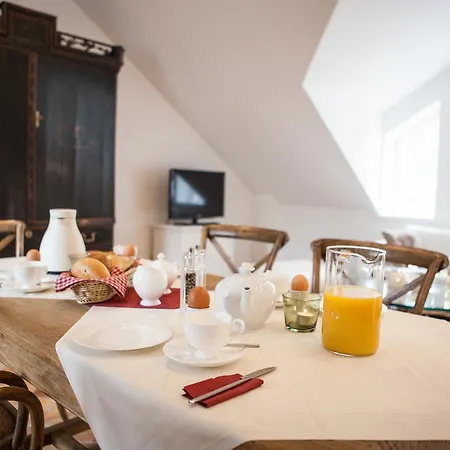 Weingut & Gaestehaus Giwergreif 3* Wasserliesch