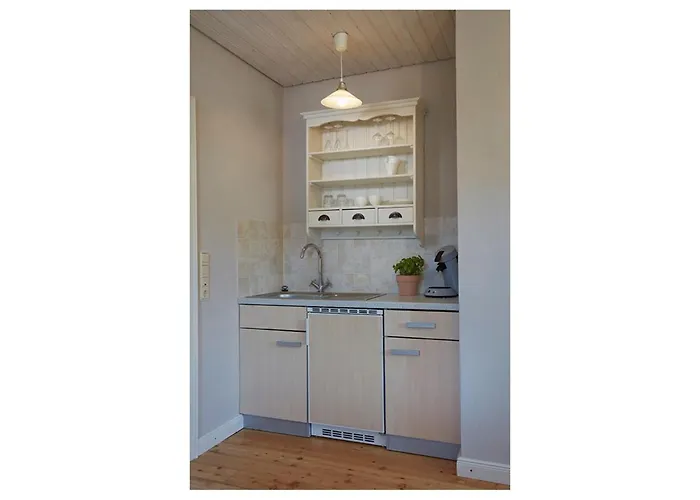 Weingut & Gaestehaus Giwergreif Konukevi 3*